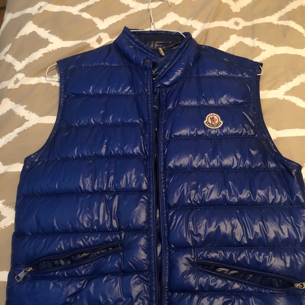 Selling Real Moncler Vest - Picture 1 of 4